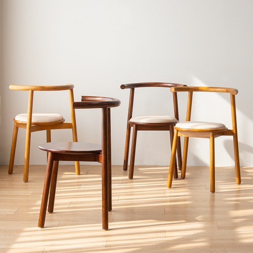 자체브랜드오슬로 예쁜 인테리어 가구 고무나무 원목 디자인 카페 의자